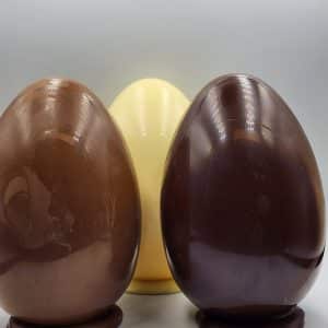 Egg - 17cm - Plain - 225g - **Pickup only due to fragile nature**