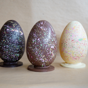 Egg - 17cm - 225g - Painted Speckle - **Pickup only due to fragile nature**