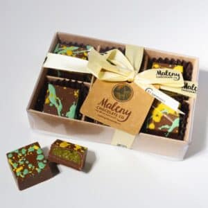Dubai Pistachio Chocolate Praline Gift Box